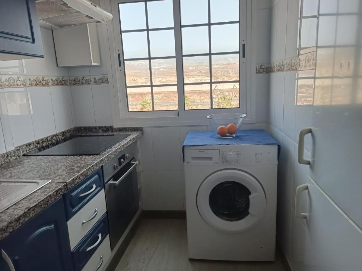 Apartamento Soleado Los Abrigos Luaran gambar