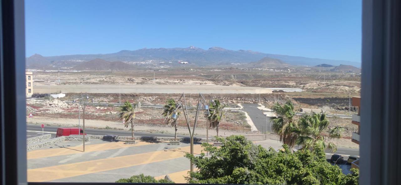 Apartamento Soleado Los Abrigos Luaran gambar